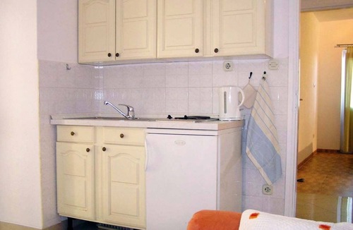 Baska Voda Apartment | Two bedroom apartment with balcony and sea view Baška Voda, Makarska (A-2709-b)