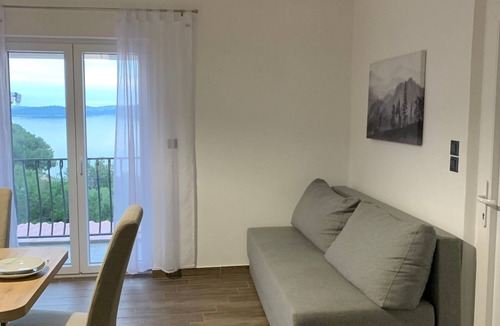 Drage Apartment | Two bedroom apartment near beach Drage, Biograd (A-22187-a)