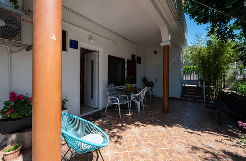 Pakostane Apartment | Two bedroom apartment with terrace Pakoštane, Biograd (A-22462-a)