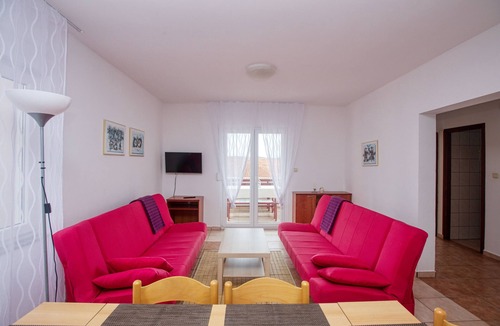 Pirovac Apartment | Two bedroom apartment with terrace Pirovac, Šibenik (A-15320-d)