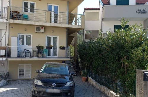 Podgora Apartment | Two bedroom apartment with balcony Podgora, Makarska (A-22286-a)