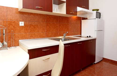 Razanj Apartment | Two bedroom apartment near beach Ražanj, Rogoznica (A-10318-d)