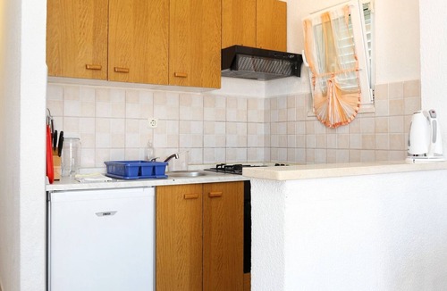 Janjina Apartment | Two bedroom apartment near beach Sreser, Pelješac (A-10138-b)