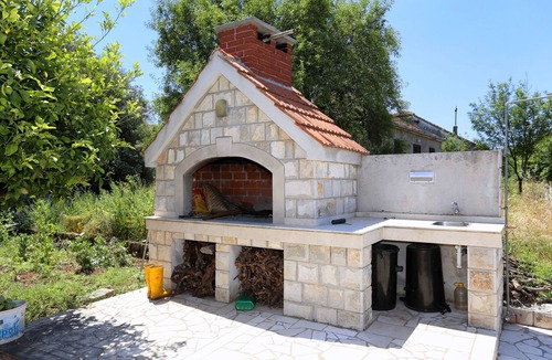 Janjina Apartment | Two bedroom apartment near beach Sreser, Pelješac (A-10138-b)