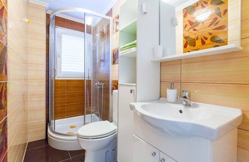 Zavalatica Apartment | Two bedroom apartment near beach Zavalatica, Korčula (A-14676-a)