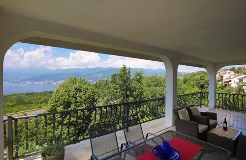 Kastav Apartment | Two bedroom apartment with balcony and sea view Rijeka (A-27249-a)