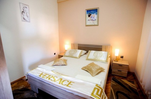 Sukosan Apartment | Two bedroom apartment with terrace Sukošan, Zadar (A-5897-b)