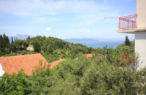 Trpanj Apartment | Two bedroom apartment with terrace and sea view Trpanj (Pelješac) (A-10083-c)