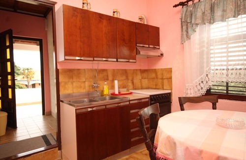 Muline Apartment | Two bedroom apartment with terrace Sušica, Ugljan (A-841-a)