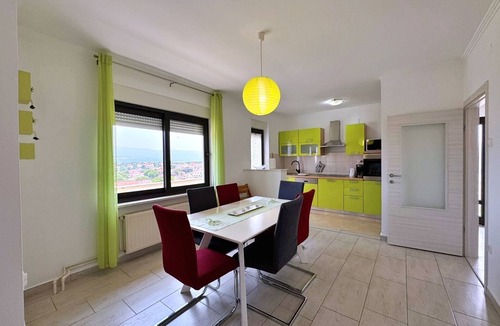 Silo Apartment | Two bedroom apartment with terrace and sea view Šilo, Krk (A-18667-a)