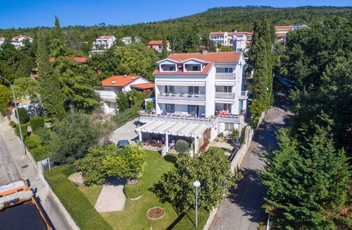 Selce Apartment | Two bedroom apartment with terrace and sea view Selce, Crikvenica (A-2356-a)