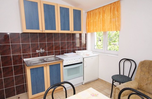 Tijesno Apartment | Two bedroom apartment with terrace and sea view Tisno, Murter (A-5086-d)