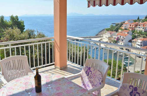 Zavalatica Apartment | Two bedroom apartment with terrace and sea view Zavalatica, Korčula (A-11216-b)