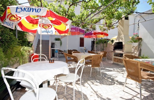 Pag Apartment | Two bedroom apartment with terrace and sea view Pag (A-4149-c)