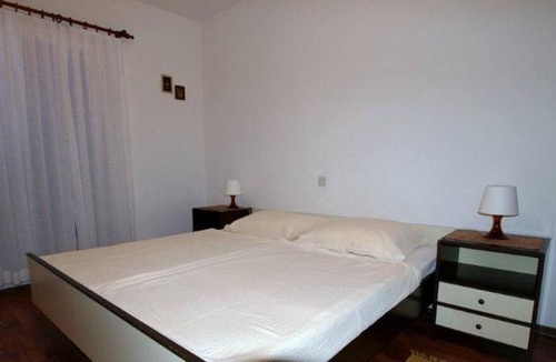 Barbat na Rabu Apartment | Two bedroom apartment with terrace and sea view Barbat, Rab (A-16992-b)