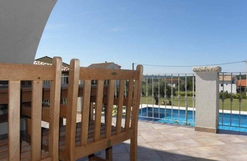 Barbat na Rabu Apartment | Two bedroom apartment with a swimming pool Barbat, Rab (A-22358-a)