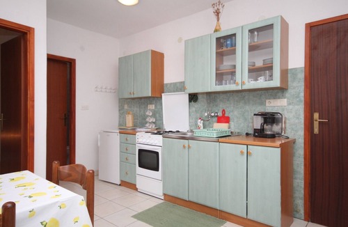 Island Dugi Otok Apartment | Two bedroom apartment with terrace and sea view Sali, Dugi otok (A-8152-b)
