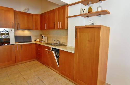 Basanija Apartment | Umag Savudrija Vacation Home, near the beach, balcony, Wi-Fi