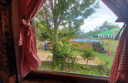 Gracac House | Vacation Home in Nature