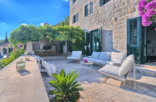 Brsecine Villa | Villa Above the Sky with Pool