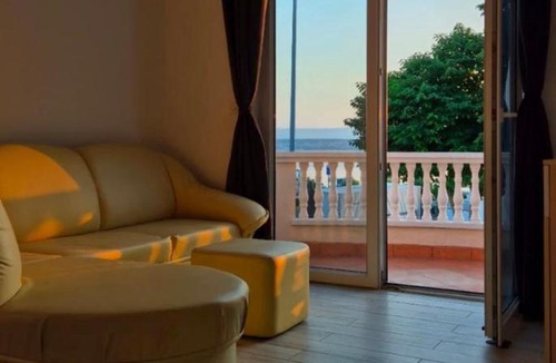 Tkon Apartment | Villa Andale Suites