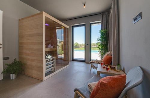 Vodnjan Villa | Villa Arestea near Pula with 35 m2 heated pool, sea view, wellness & kids playground