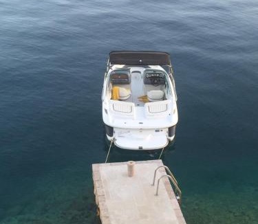 Baric Draga Villa | Villa Basthel right by the sea, heated swimming pool with jacuzzi, sauna and garage