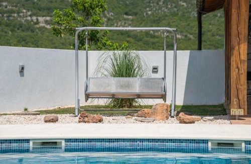 Trn Villa | Villa Casa Natura with 40m2 Pool near Makarska