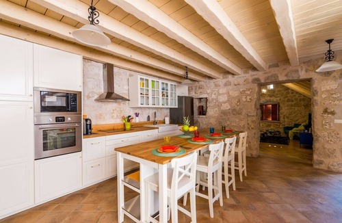 Brsecine Villa | Villa Dalmata - Two-Bedroom House with Terrace and Sea View