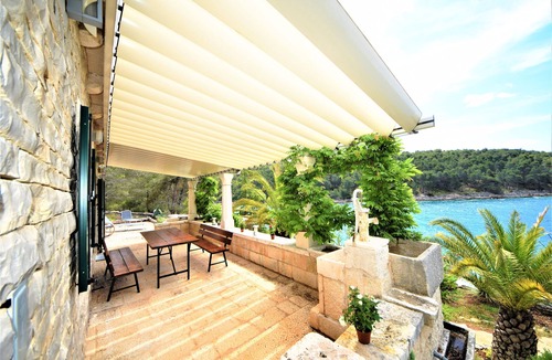 Cove Osibova (Milna) Villa | Villa EREMITA, residential holiday home 4*, for exclusive quest up to 8 peoples