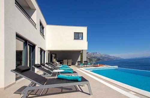 Pisak Villa | Villa Fama