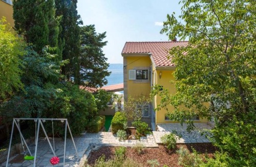 Novi Vinodolski House | VILLA VISA/HR-10104-01 by Interhome