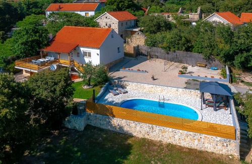 Skradin Villa | Villa Manda Adriatic heated pool