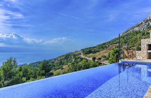 Mimice Villa | Villa Mimice - Four Bedroom Villa, Sleeps 8