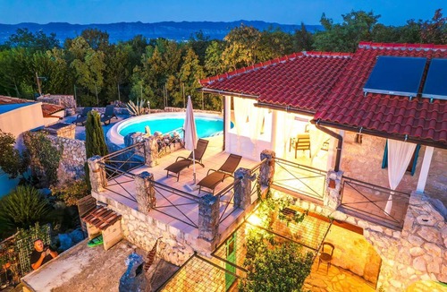 Gabonjin Villa | Villa Nana – Charming Stone Villa with Private Pool