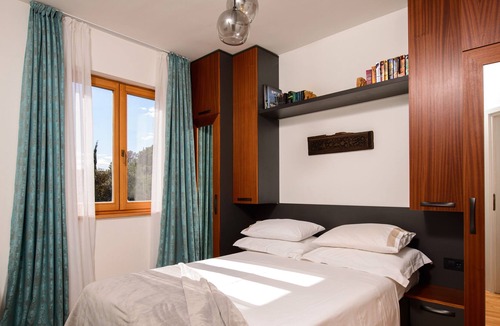Seget Vranjica Villa | Villa Nerium - steps away from the beach & hills