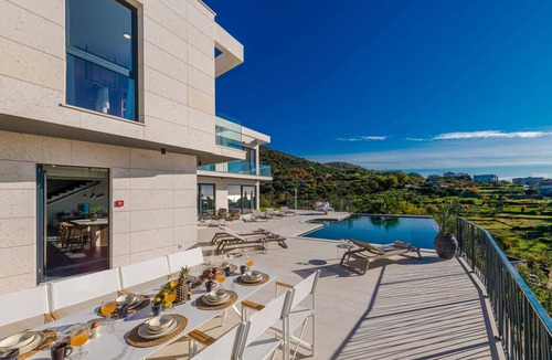 Orasac Villa | Villa Nuvole Bianche with Pool