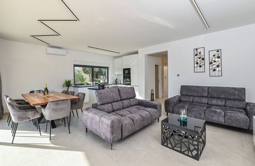 Mandre Villa | Villa Petra with Private Pool