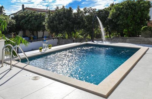 Mandre Villa | Villa Petra with Private pool