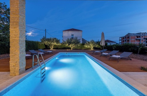 Seget Donji Villa | Villa Trogir SAVE 20 percent on Split-villas com