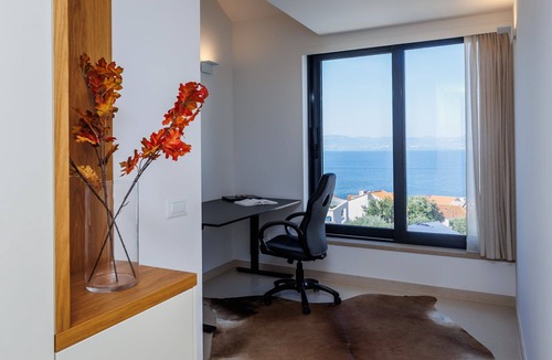 Sutivan Villa | Villa Valleo with Pool