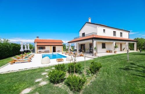 Poljica Villa | Villa Velebita with heated pool