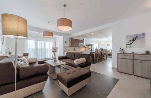Debeljak Villa | Villa with pool and air conditioning