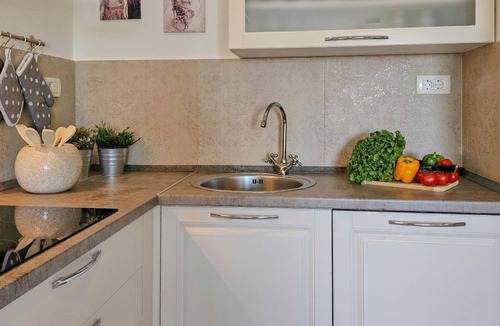Novigrad Apartment | Wohnung mit Balkon für 4 Personen by Interhome