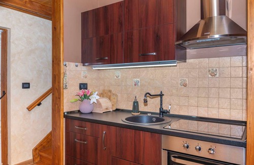 Brestova Draga House | Wonderful private villa for 6 people with private pool, hot tub, WIFI, TV and terrace