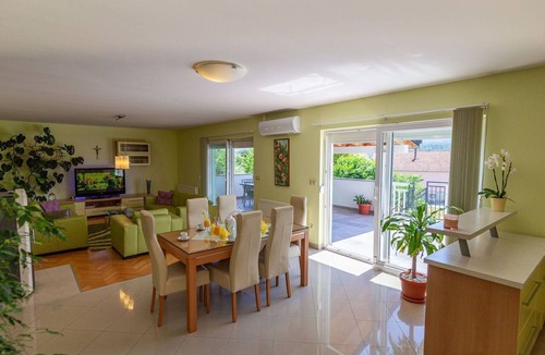 Donji Prolozac House | Wonderful private villa for 10 guests with A/C, WIFI, private pool, TV and terrace