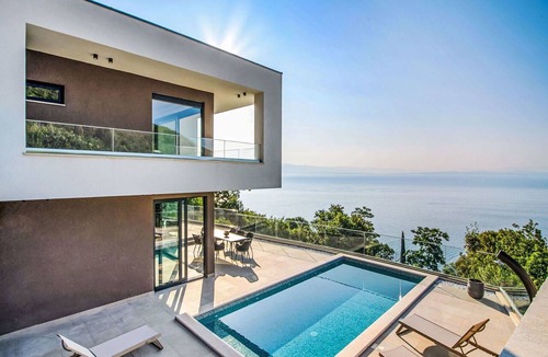 Medveja Villa | Wonderful private villa for 8 guests with WIFI, A/C, private pool, TV and terrace