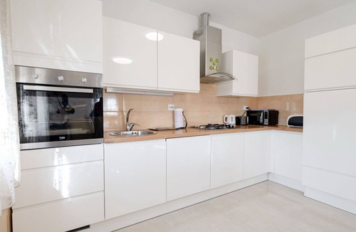 Velim House | Wonderful private villa for 8 guests with private pool, A/C, WIFI, TV and terrace