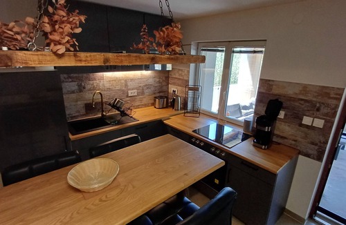 Gornji Karin Apartment | Wonderful vacation apartment in Karin Gornji