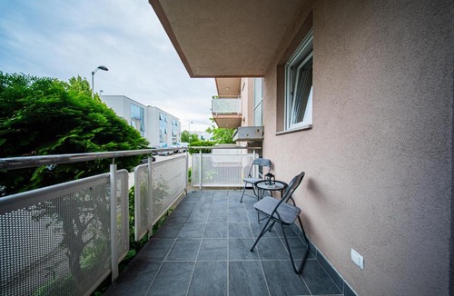 Novi Zagreb Apartment | Zagreb 169 - Loggia - Parking - 2 Bedroom - New - Apartment - Flexible Keybox Entry - Modern - Monthly Rent - WiFi